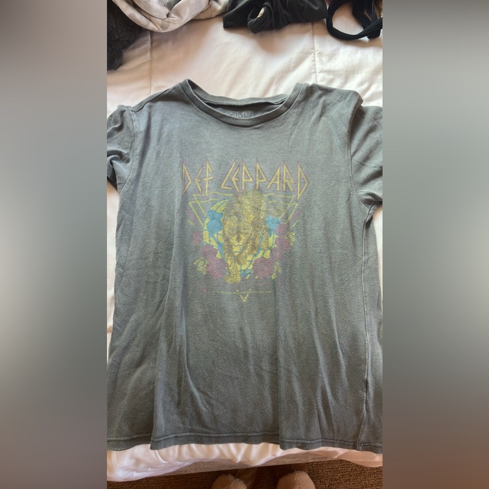 Def leopard shirt size S